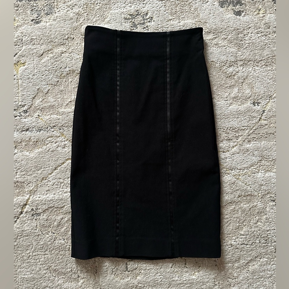 Stretchy Pencil Skirt